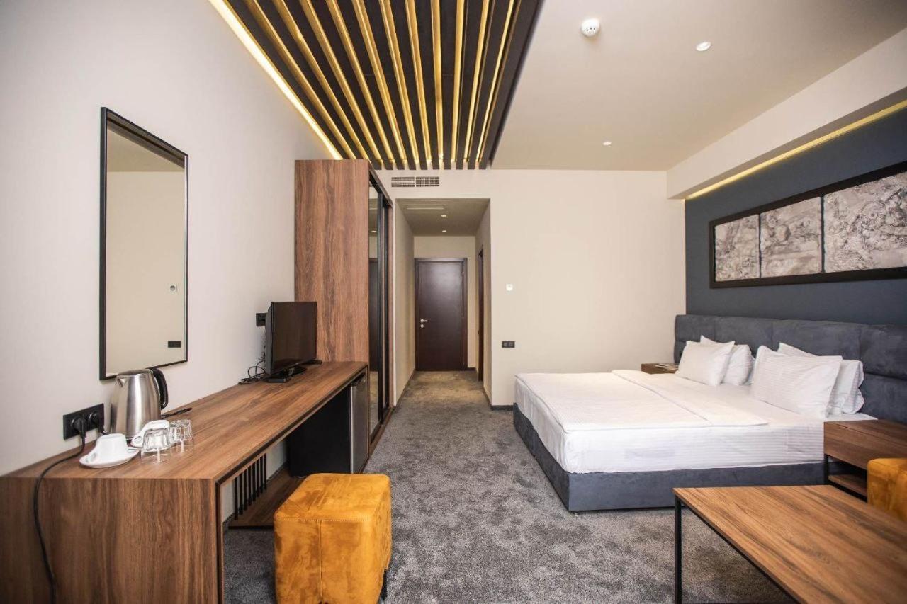 Nor Ekats Aparthotel Yerevan Bagian luar foto