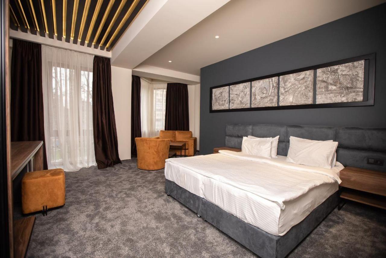 Nor Ekats Aparthotel Yerevan Bagian luar foto